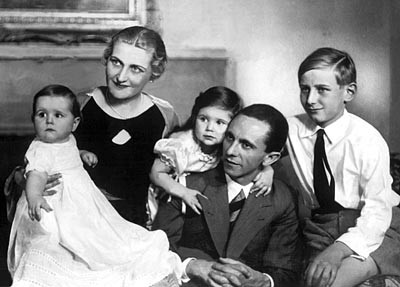 adolf hitlers children and wife